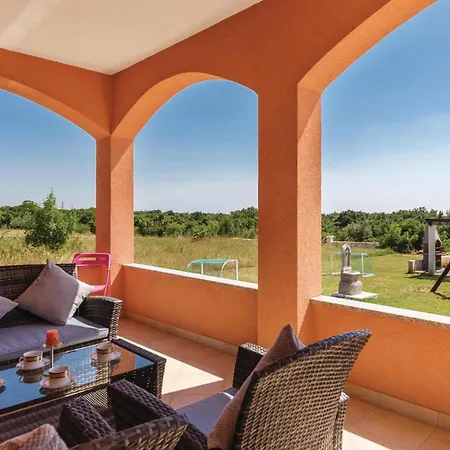 Holiday home Cozy In With Wifi *